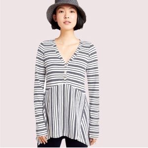 Anthropologie Maeve Black & White Eliza Baby Doll Henley Large